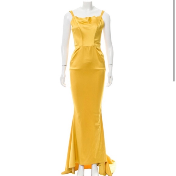 Michael Costello x Revolve Jesse Gown - Picture 3 of 10